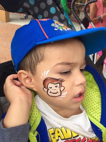 #snappyfacepainting #corporate #events #promotion #marketing #fast #cheekart #facepaint #curiousgeorge